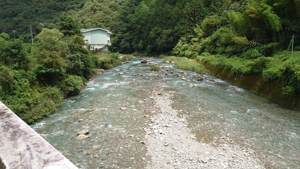 弘瀬橋上流